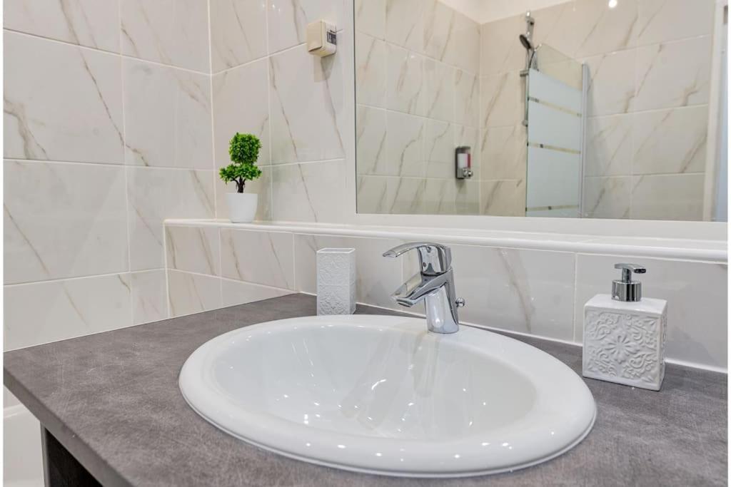 Aux Portes De Paris , Un 3 Pcs Bien Amenage Nogent-sur-Seine 外观 照片